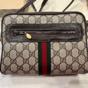 Gucci purse